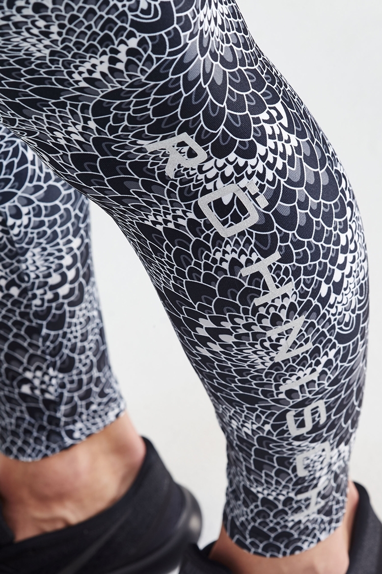 Picture of Rohnisch Flattering AOP Tights - Black Moody Moss