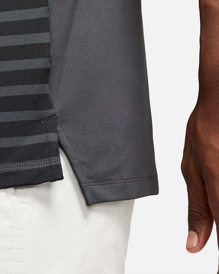 Picture of Nike Golf zns Men's Dri - Fit Vapor Graphic Polo Shirt - Smoke Grey / Black 070 - SMALL Only