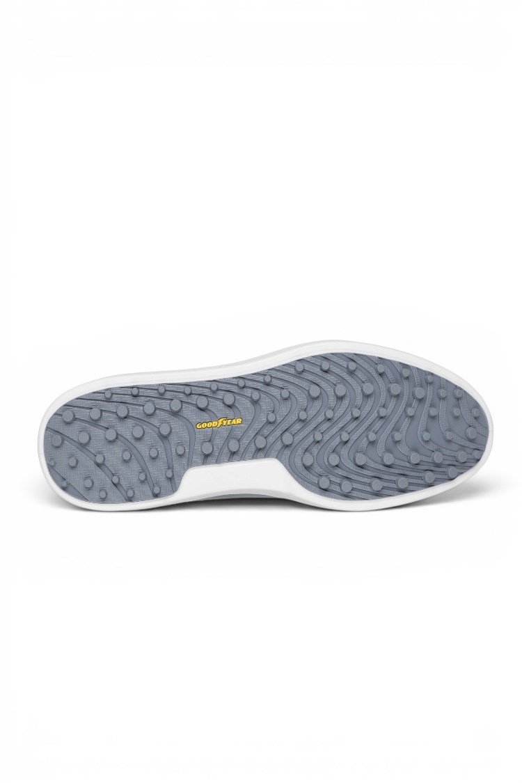 Picture of Skechers Men's Go Golf Relaxed Fit Drive 6 Spikeless Golf Shoes - Grey